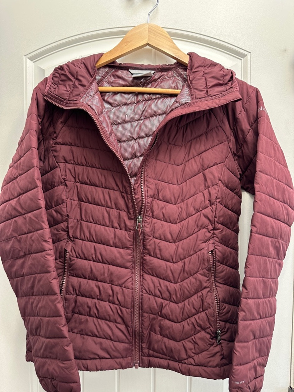 Columbia Women's Quilted Hooded Puffer Jacket - Burgundy